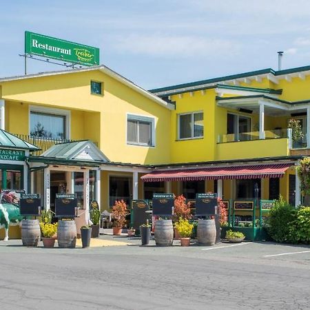Ferien Beim Treiber Hotel Tarcsafürdő Kültér fotó