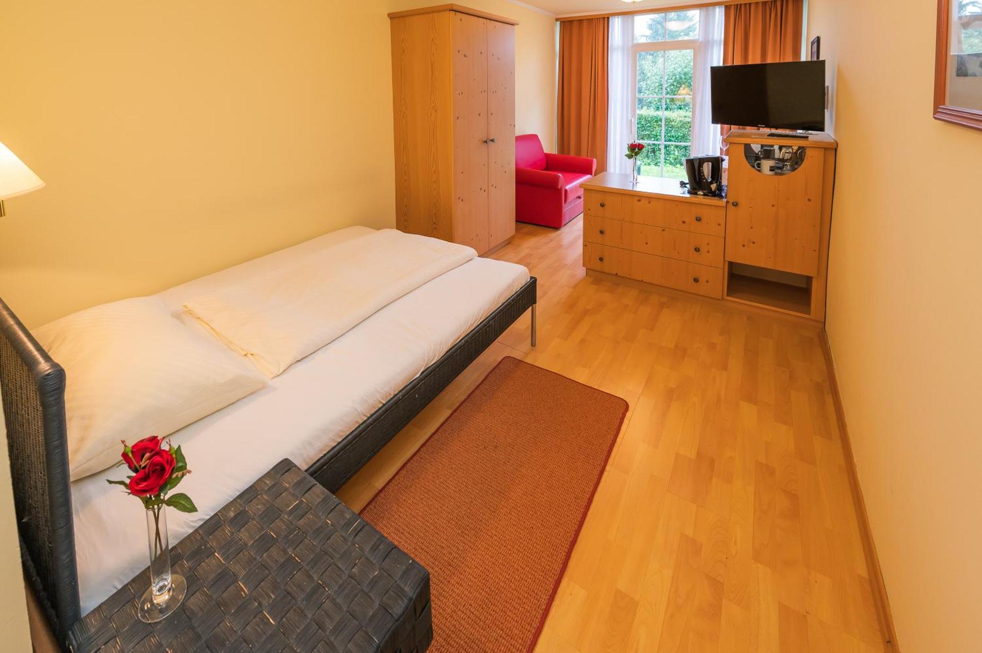 Ferien Beim Treiber Hotel Tarcsafürdő Szoba fotó