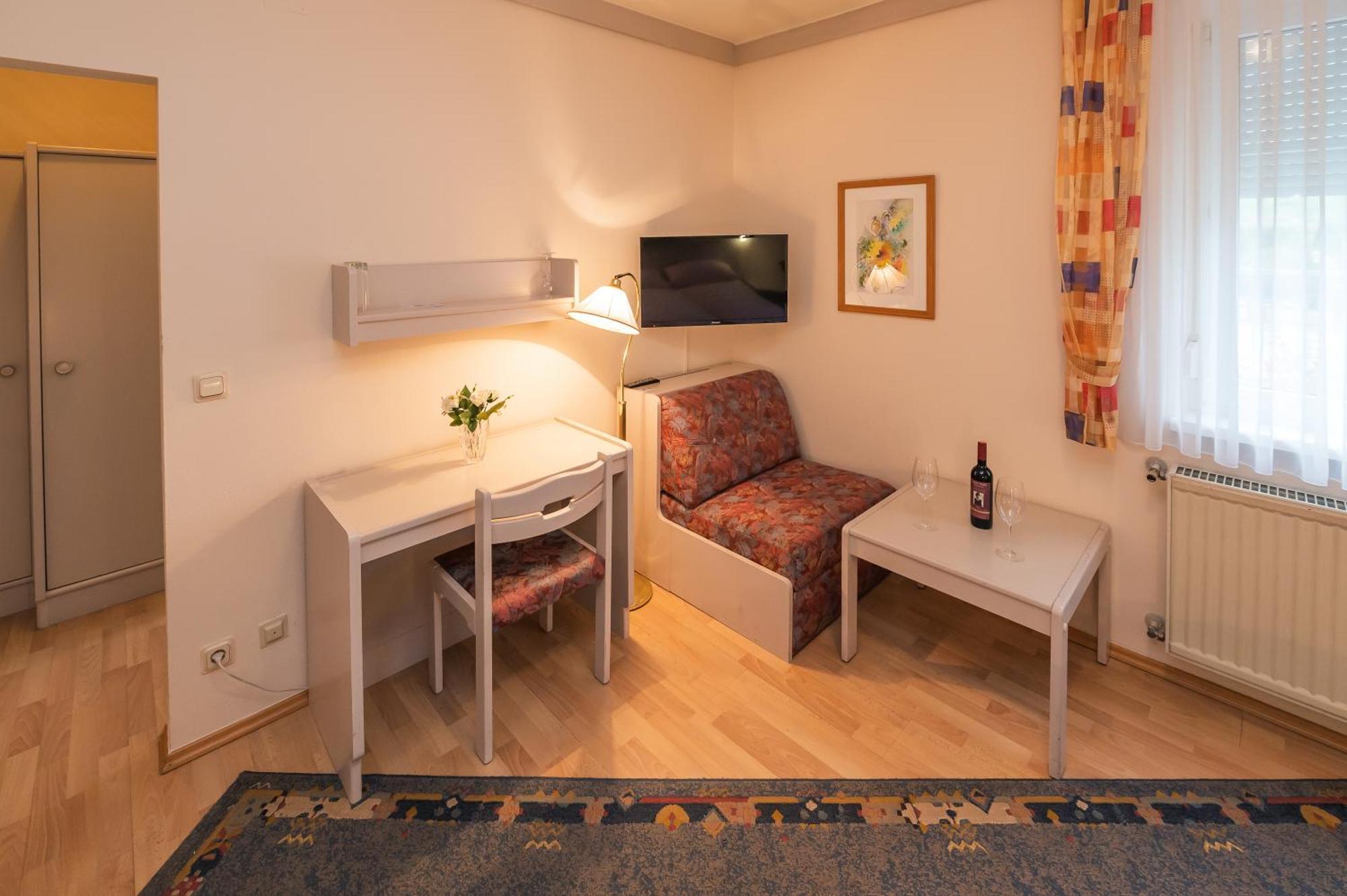 Ferien Beim Treiber Hotel Tarcsafürdő Szoba fotó