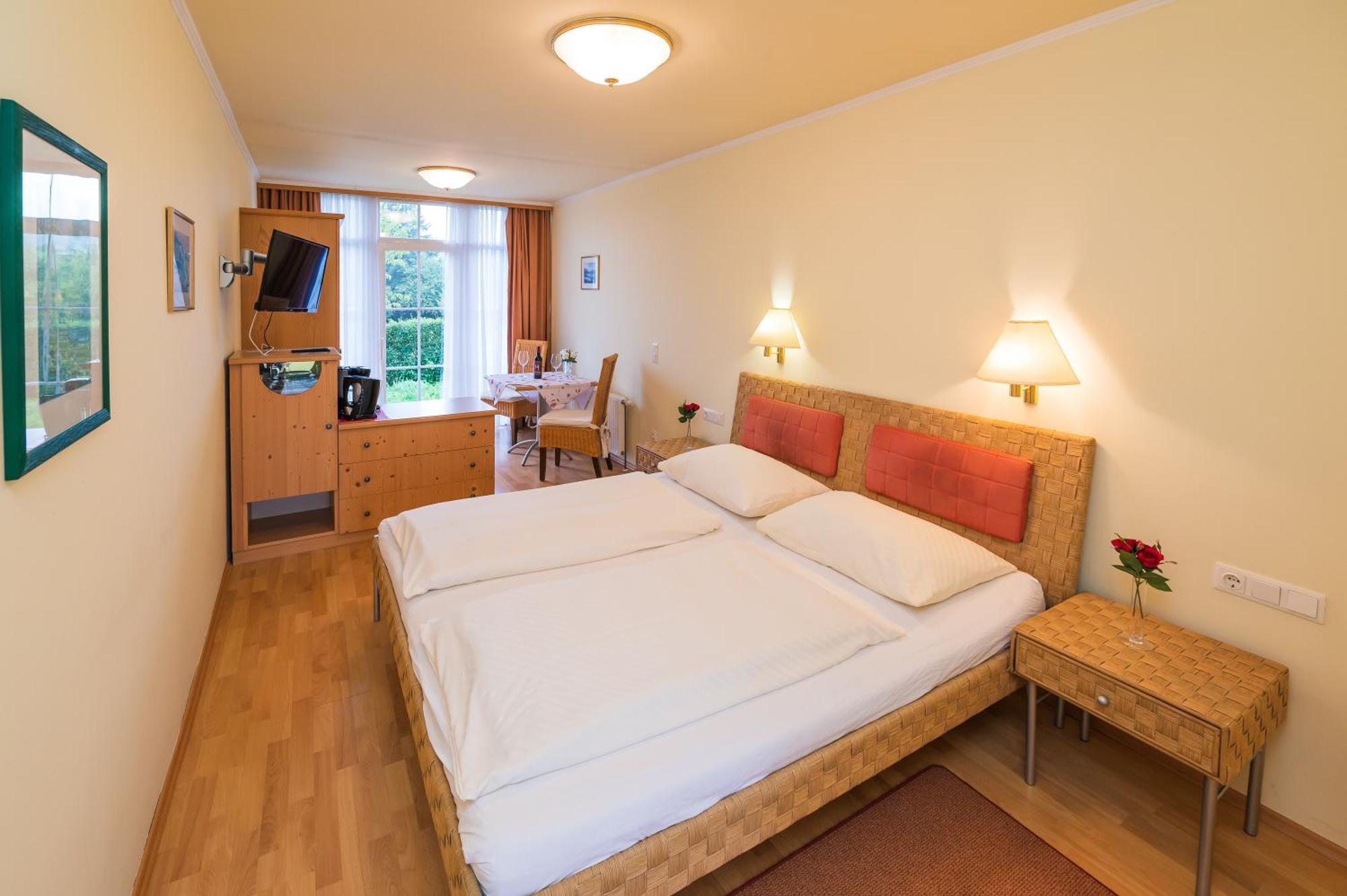 Ferien Beim Treiber Hotel Tarcsafürdő Szoba fotó